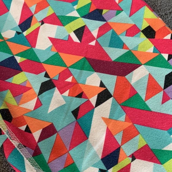 Colorful Fabletics Capri - Picture 2 of 5